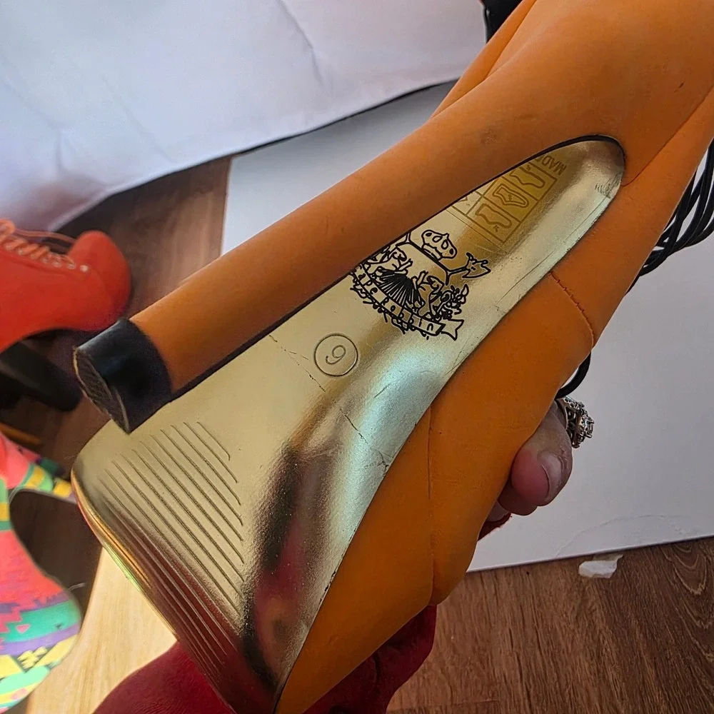 Nwot orange Platform Stiletto Heels Cage‎ Strappy Back Zip Size 6